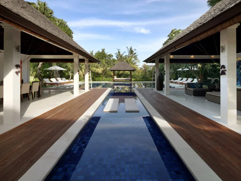 03-Villa Asante – Walkway_11zon Villa Asante - Villa Gallery