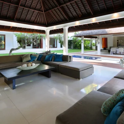 12-Villa Asante – Living area view to pool_11zon Villa Asante - Villa Gallery