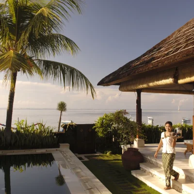Villa-Cemara-Staff-service-anywhere-in-the-villa Villa Cemara - Villa Gallery