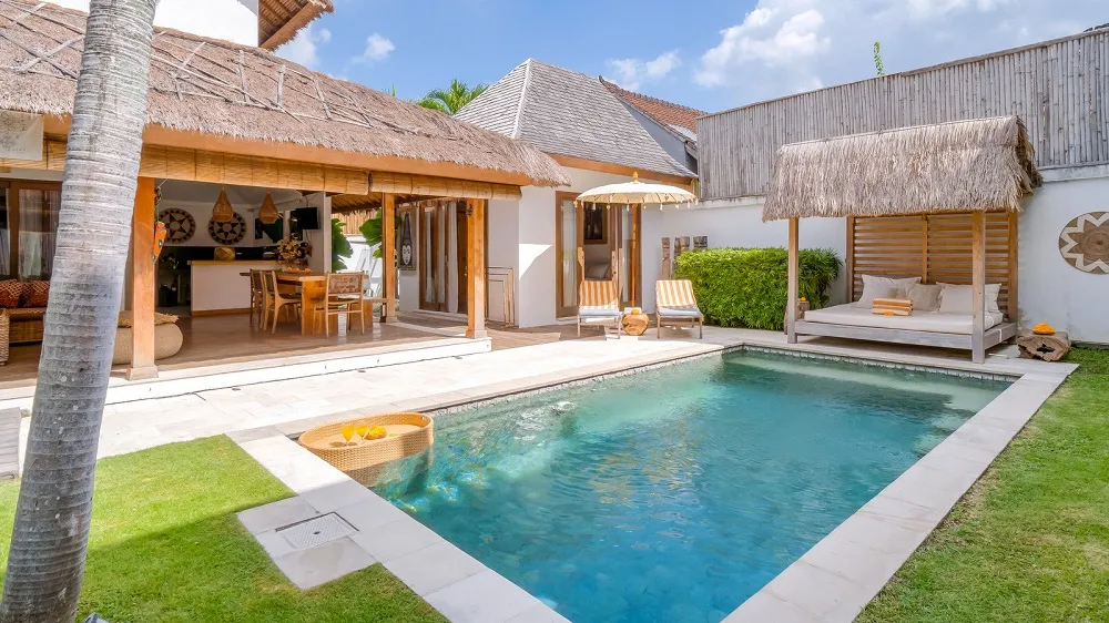 villa-waterlily-seminyak-waterlily-03-64e6cec25aabf Villa Waterlily - Main Villa