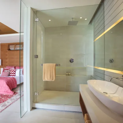 29. The Iman Villa – Guest bedroom and ensuite bathroom