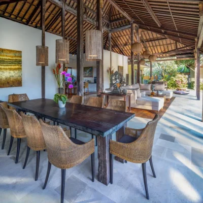 crystal castle_gallery_30_dining_room (1) Villa Crystal Castle Ubud - Villa Gallery