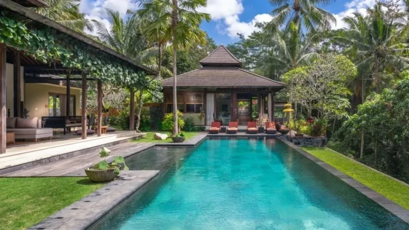 villa-crystal-castle-crystal-castle-gallery-42-lap-pool-5d845876e11c8 Villa Crystal Castle Ubud - Villa Gallery
