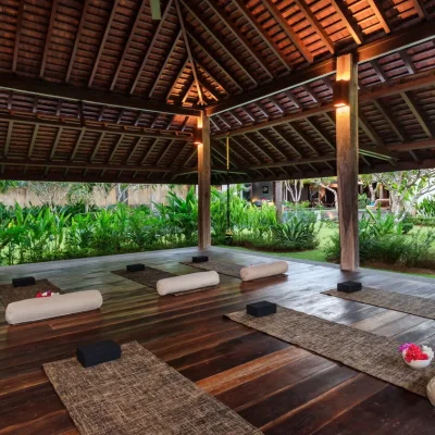 villa-emile-26-yoga-b-5b29c01557bcb Villa Emile Bingin - Villa Gallery