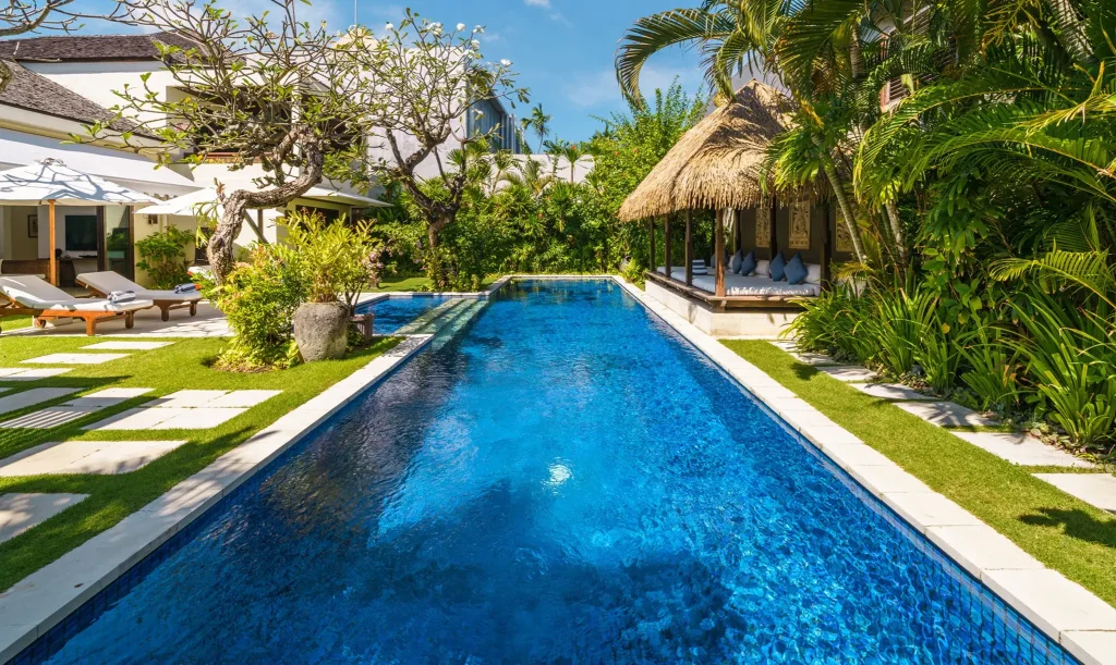 00 – HERO Villa Emmy – Pool view Villa Emmy