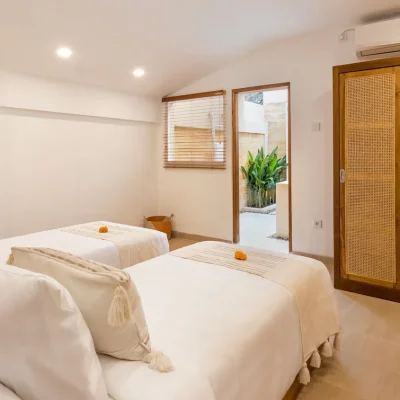 villa-lisabella-lisabella-bedroom-d02-62cd2c3c71831 Villa LisaBella - Villa Gallery