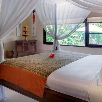 1a1. villa-frangipani-frangipani-gallery-7-master-bedroom-648fc9f50b384 Villa Frangipani - Villa Gallery