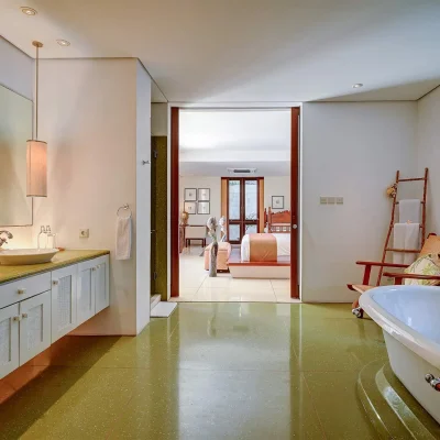 09 Casa Evaliza – Master bedroom ensuite bathroom_11zon Villa Casa Evaliza - Villa Gallery