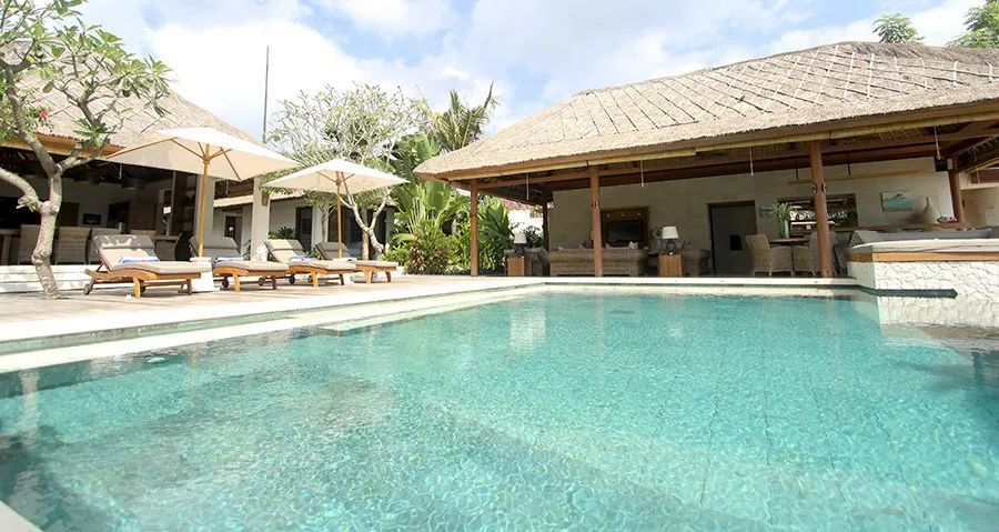 0.Villa Pantai hero Villa Pantai Lembongan - Main Villa