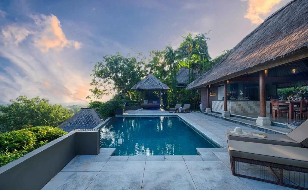 f0239232(1)_11zon villa bayu pool area