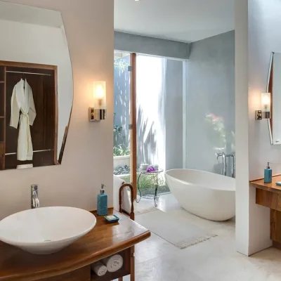 Bathroom. Villa La Seminyak - Villa Gallery