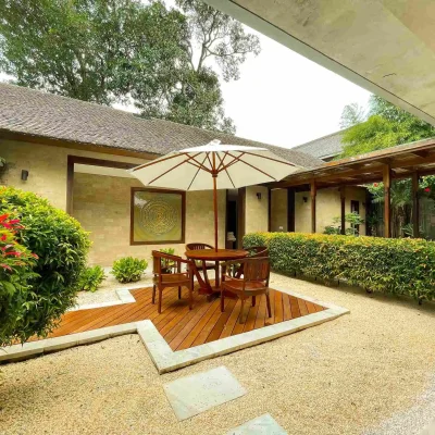 Garden Dining Area_11zon Villa La Seminyak - Villa Gallery