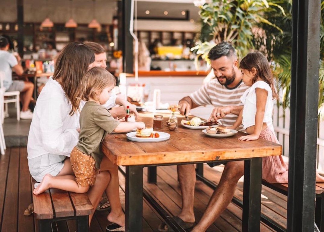 family with two kids dinner in Canggu, Bali