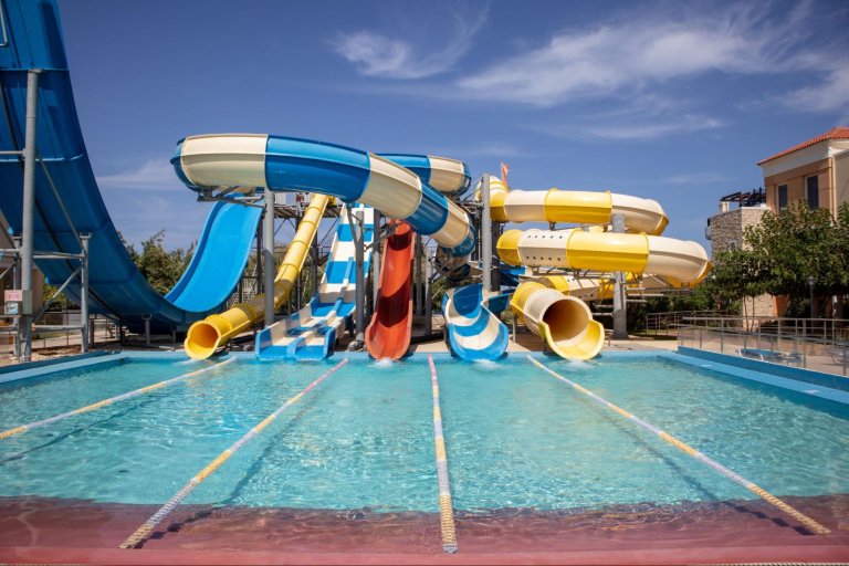 water park