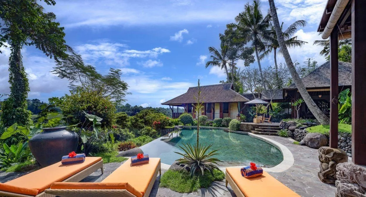 0 hero amaru_gallery_1_pool_with_view Villa Amaru - Main Villa