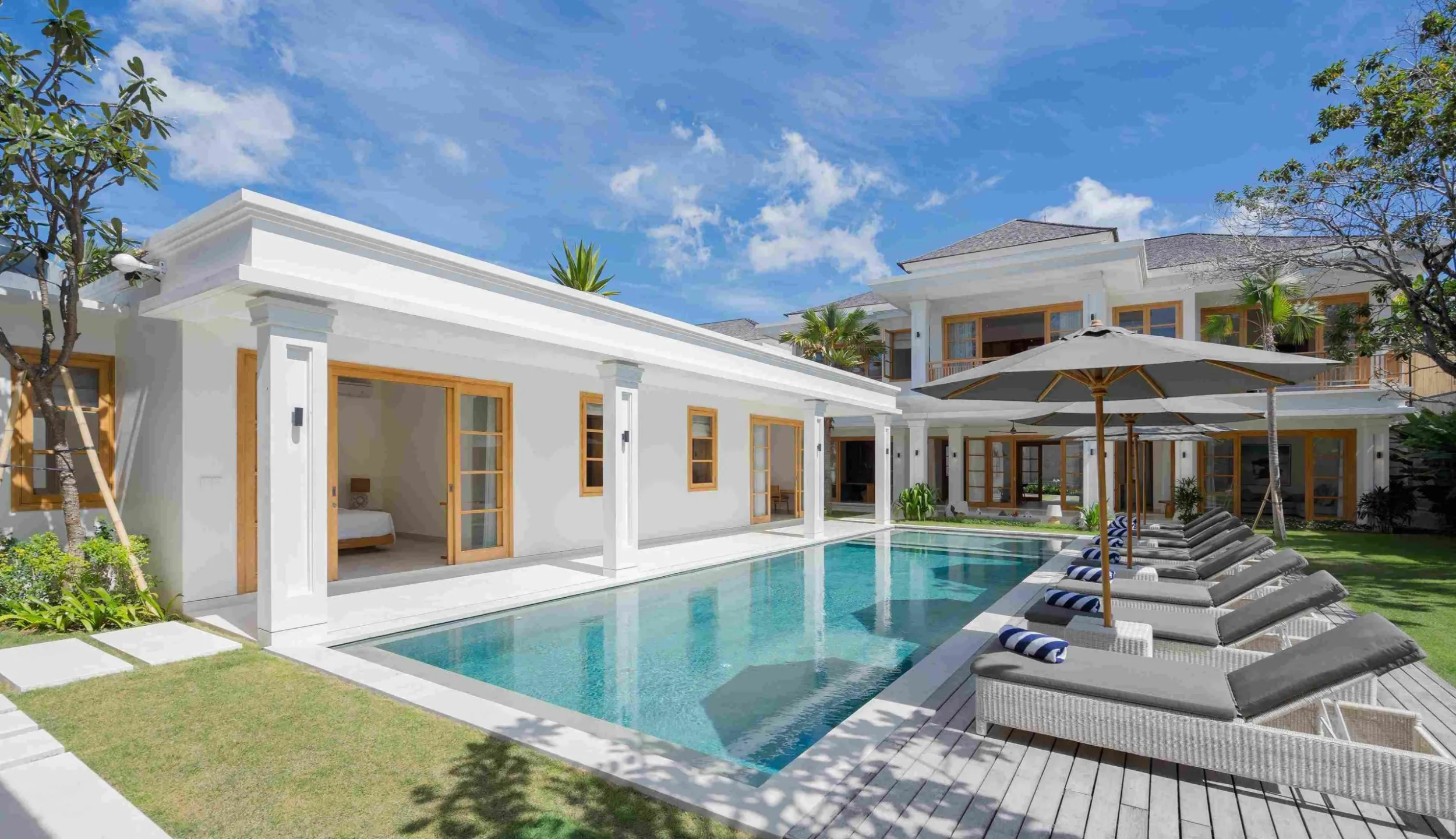 0 hero image_11zon Amenara Kiri - Main Villa