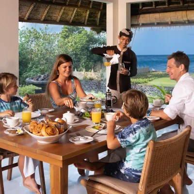 011 Seseh Beach Villa I – Alfresco dining Seseh Beach Villa One - Villa Gallery