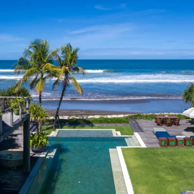017 Noku Beach House – Absolute beachfront Villa Noku Beach House - Villa Gallery