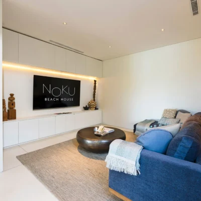 022 Noku Beach House – Wide TV screen and comfortable couch Villa Noku Beach House - Villa Gallery