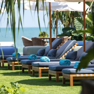 027 Noku Beach House – The sun loungers Villa Noku Beach House - Villa Gallery