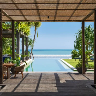 037 Noku Beach House – View to pool and the beach Villa Noku Beach House - Villa Gallery