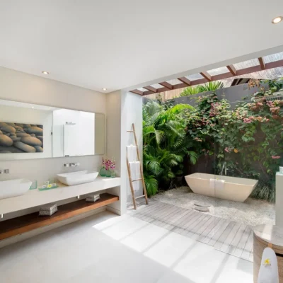 10-Layar – 4 bedroom – Open bathroom The Layar Villa Five - Villa Gallery