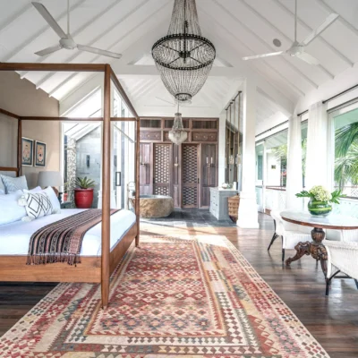 14. Joglo Suite – emperor bed and balcony_21_11zon Villa Kasianda House - Villa Gallery