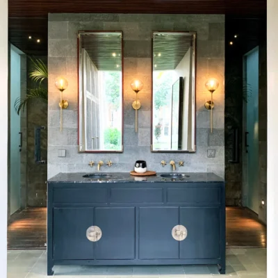 18. Kura Suite – bathroom with twin showers_17_11zon Villa Kasianda House - Villa Gallery