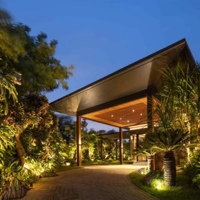 26 Villa BIE – You arrive elegantly to a welcoming driveway_11zon Villa Bie - Villa Gallery