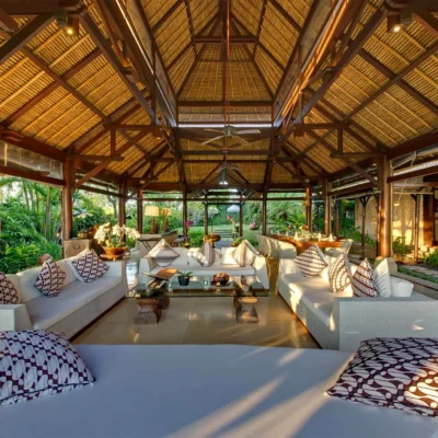3. Villa Sungai Tinggi – Living area looking towards entrance_11zon Villa Sungai Tinggi - Villa Gallery