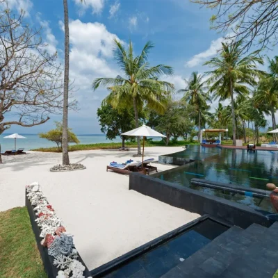 7.%20Villa%20Sapi%20-%20Pool%20and%20beach%20view Villa Sapi - Bali Villa