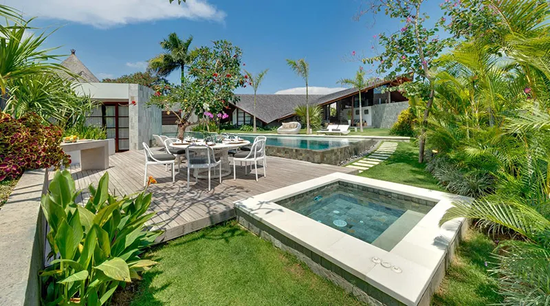 Featured-Image-the-layar-4b The Layar Villa Five - Main Villa