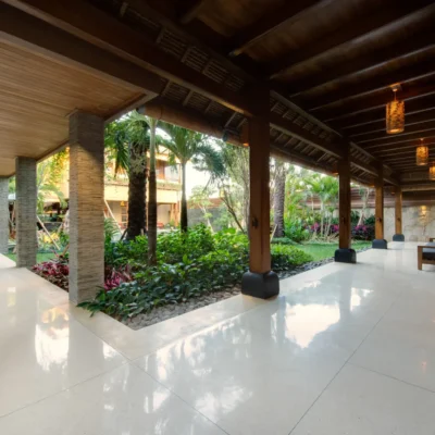 Hallway 01 Villa Kinara Collection - Villa Gallery
