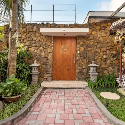Iluka-Entrance Villa Iluka - Villa Gallery