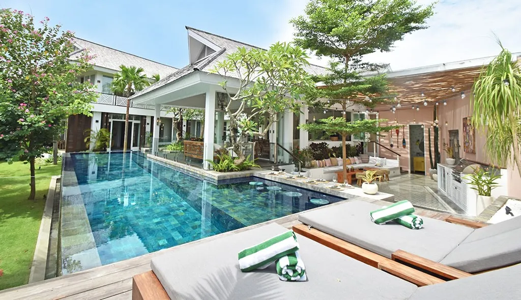 Lots of Places to Relax in this Tropical Luxury Villa copy Villa Kasianda House - Main Villa