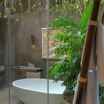 Seseh-Beach-Villa-I-Guest-bedroom-two-ensuite-1 Seseh Beach Villa Estate - Villa Gallery