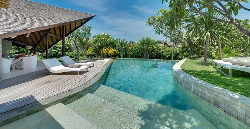 The Layar Eighteen – hero edited The Layar Villa Eighteen - Main Villa