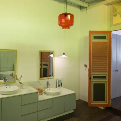 Villa 1880 – Children’s bunk room ensuite bathroom Villa 1880 - Villa Gallery