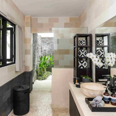 VillaAnayaManis_22_Bathroom 4 Villa Anaya Manis - Villa Gallery