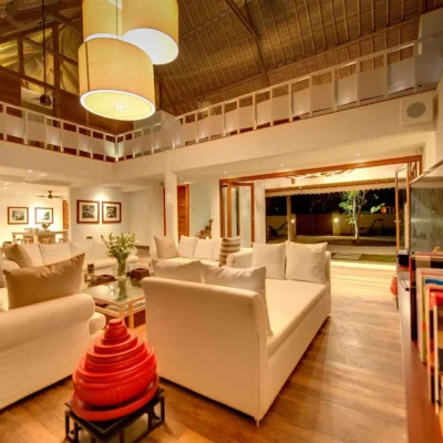 Voyage – Living room at night Villa Voyage - Villa Gallery