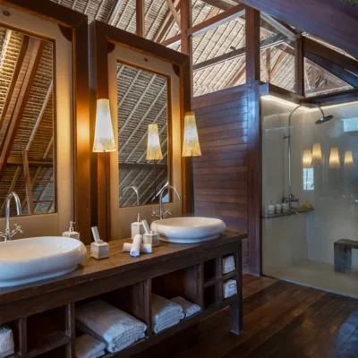 Voyage – Mezzanine ocean suite ensuite bathroom Villa Voyage - Villa Gallery