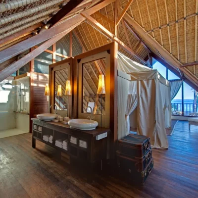 Voyage – Right side mezzanine ocean suite bathroom Villa Voyage - Villa Gallery