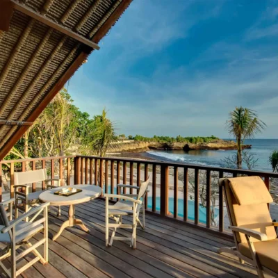 Voyage – right side mezzanine ocean suite balcony Villa Voyage - Villa Gallery