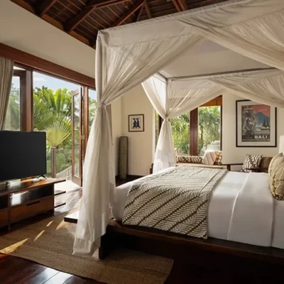 the-suar-luxurious-master-bedroo Villa Suar Seminyak - Villa Gallery