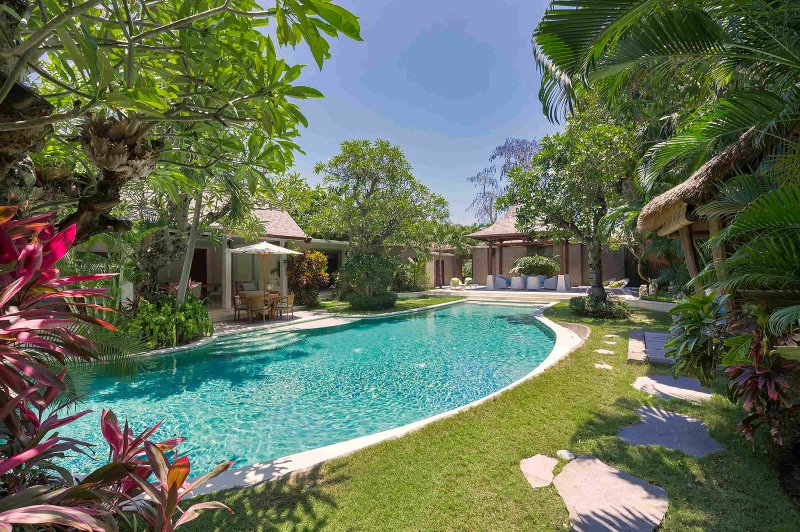 Pool.._11zon Villa La-Ta Seminyak - Villa Gallery