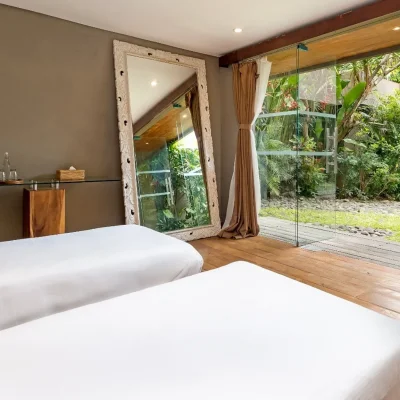 villa-yoga-bedroom5a Villa Yoga - Villa Gallery