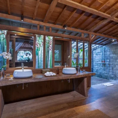 VillaKapungkur_Bali_07_MasterBath Villa Kapungkur - Villa Gallery