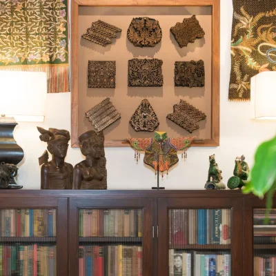 rumah-melati-estate-bookcorner1a Villa Rumah Melati - Villa Gallery
