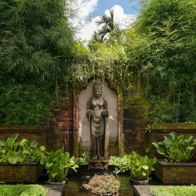 rumah-melati-estate-fountain1 Villa Rumah Melati - Villa Gallery