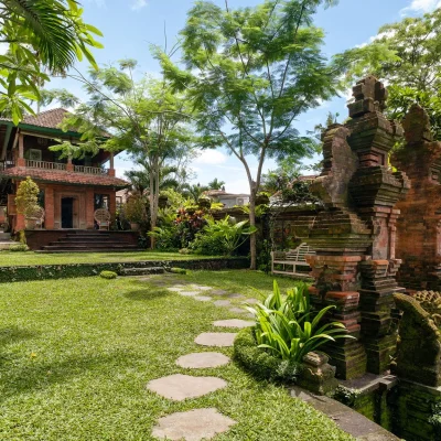 rumah-melati-estate-garden1b Villa Rumah Melati - Villa Gallery